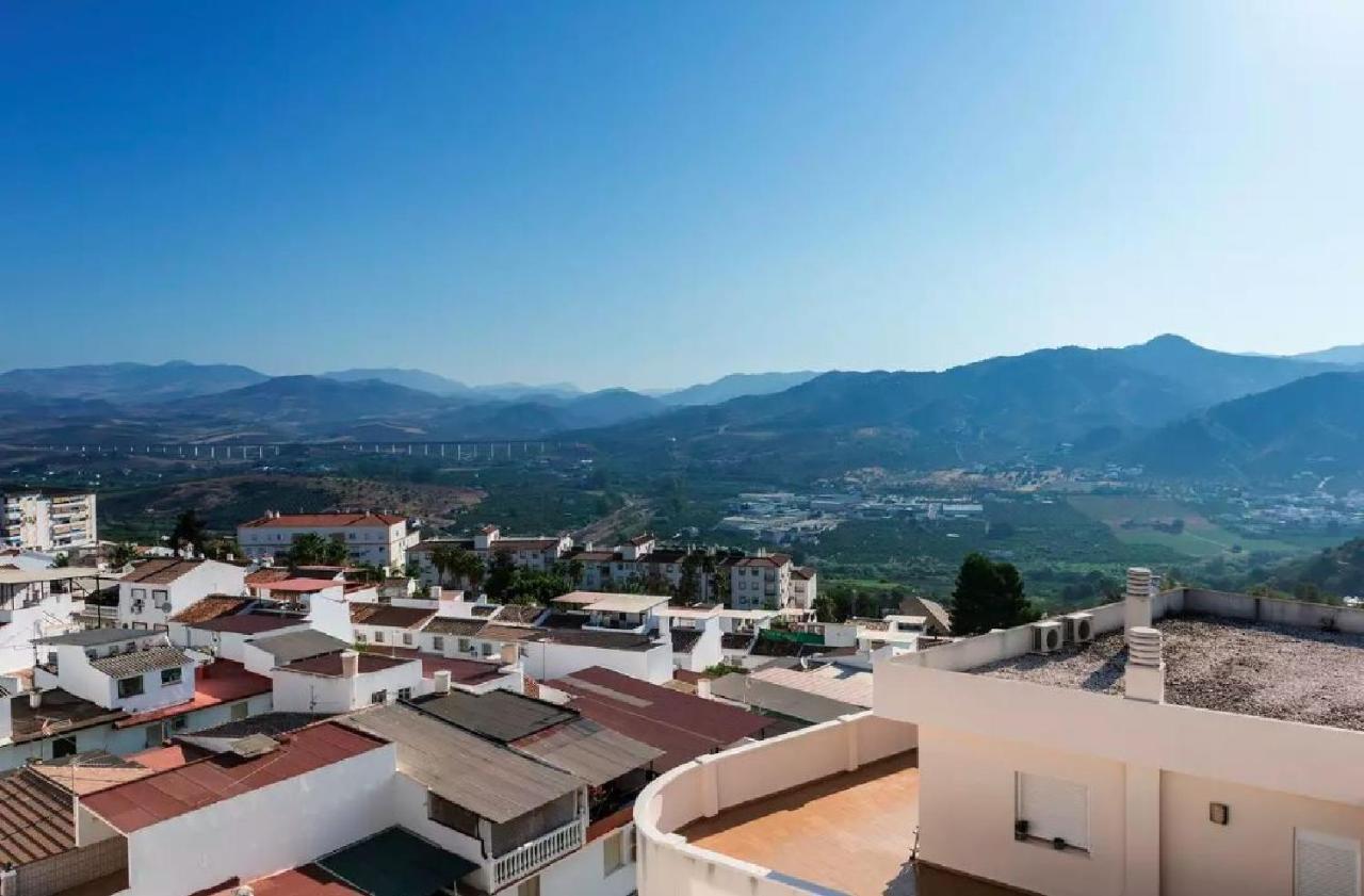 Ferienwohnung Atico Guadalhorce - Mirador Privado Con Barbacoa Y Solarium Alora Exterior foto