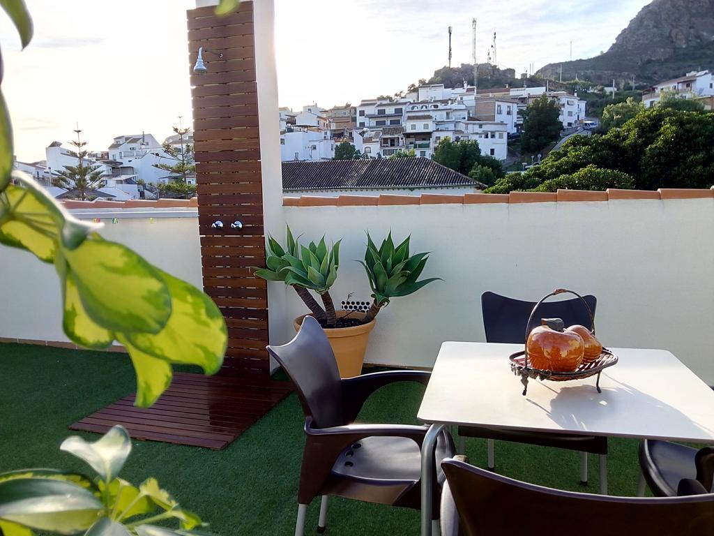 Ferienwohnung Atico Guadalhorce - Mirador Privado Con Barbacoa Y Solarium Alora Exterior foto